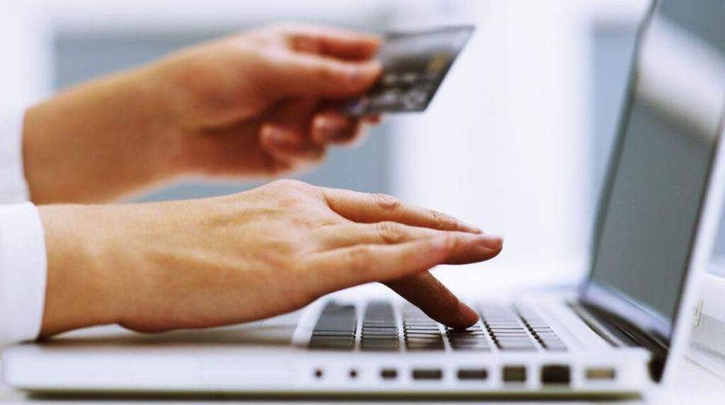 Gửi tiền tiết kiệm online tại ngân hàng có an toàn không?