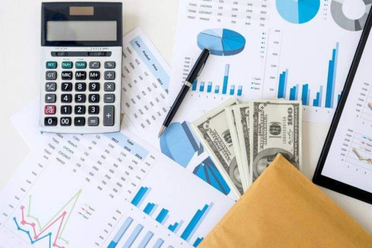 Một bảng báo cáo tài chính cần những gì?