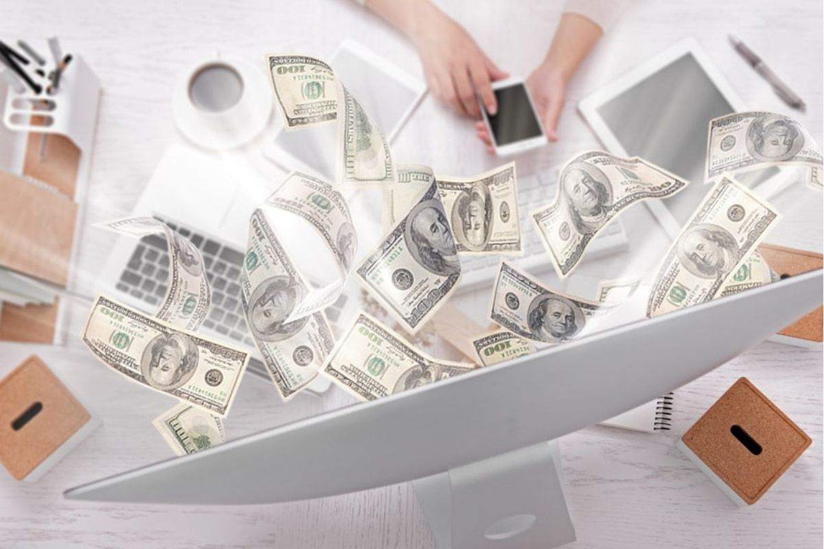 Tìm kiếm thêm nguồn thu nhập mỗi ngày để nhanh chóng tích luỹ tiền