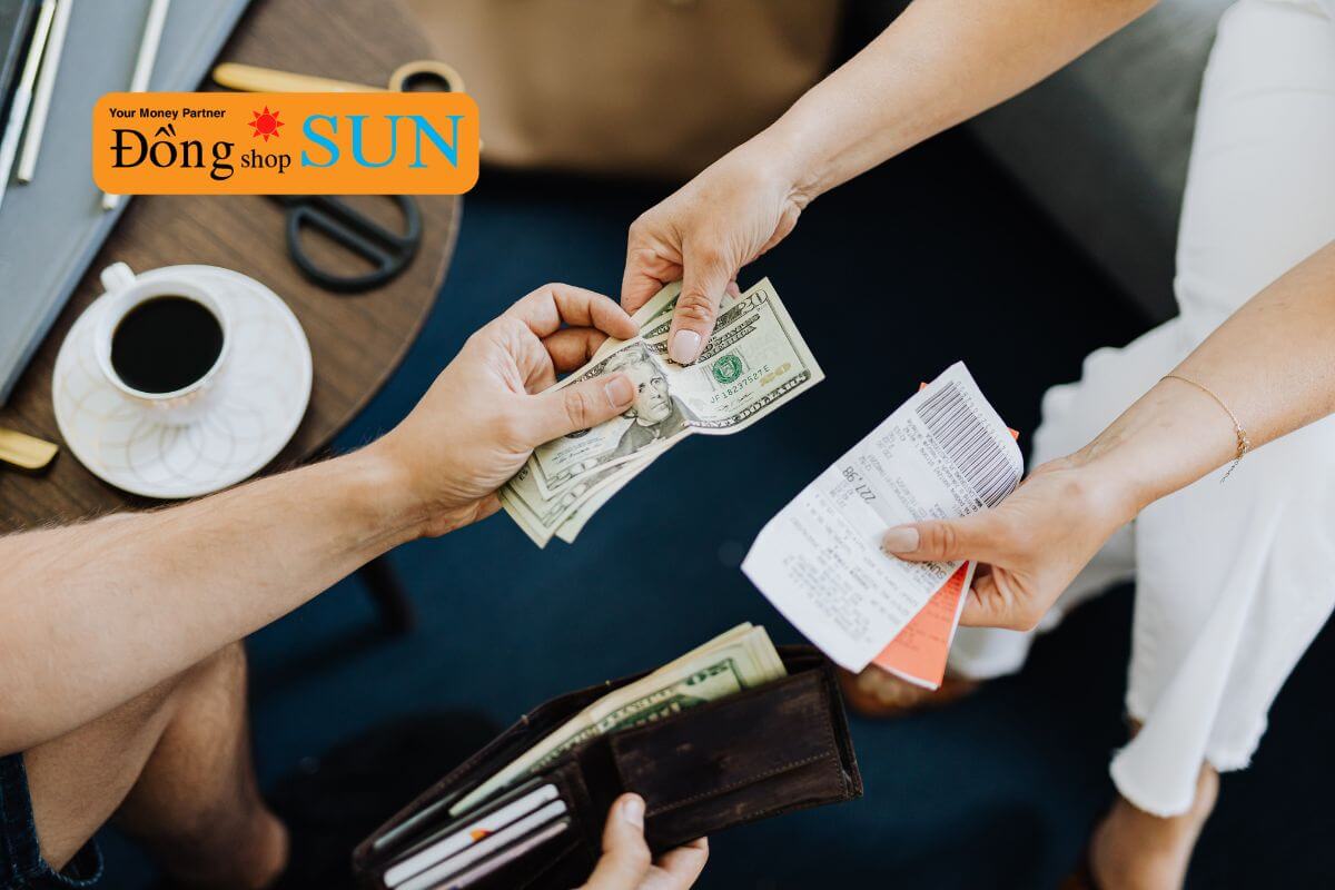 Dịch vụ vay tiền thế chấp là loại hình dịch vụ vay tiền truyền thống và nghiêm ngặt hơn