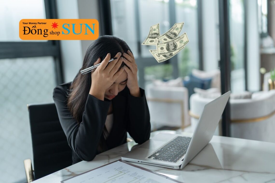 Cần 15 triệu gấp về thăm mẹ ốm nặng, chị Ngọc đã xoay sở thế nào?