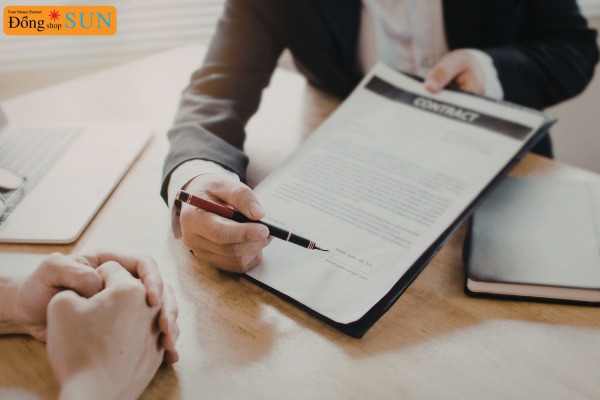 Đọc kỹ hợp đồng rõ ràng