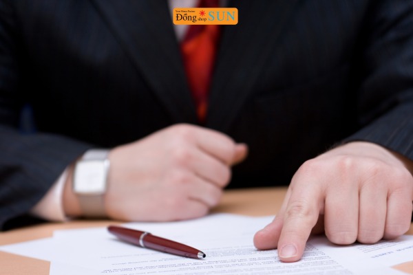 Đọc kỹ hợp đồng trước khi vay