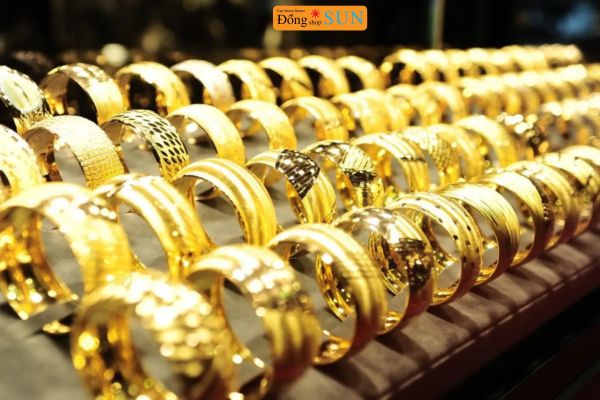 Cách phân biệt vàng 18k và 24k