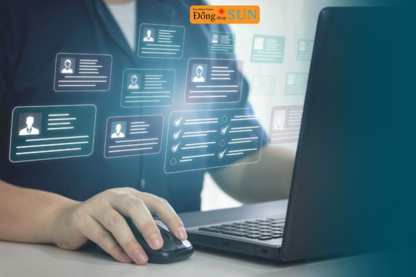 Yêu cầu cung cấp thông tin cá nhân bất thường
