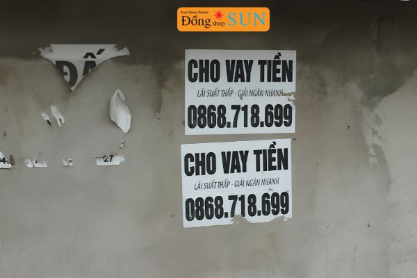 Quảng Cáo Vay Tiền Quá Dễ Dàng